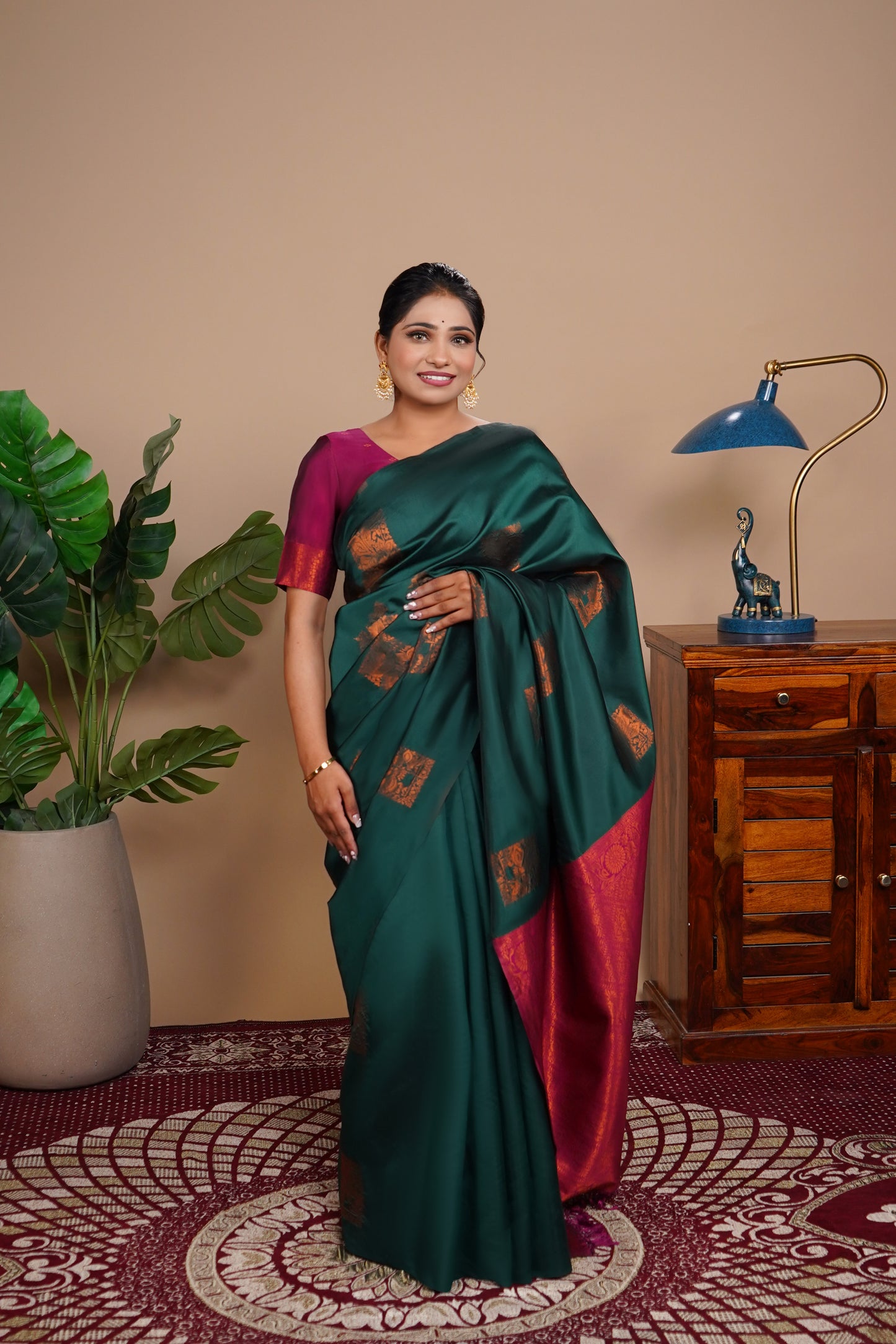 Lavanya I Banarasi Silk Saree I Dark Green
